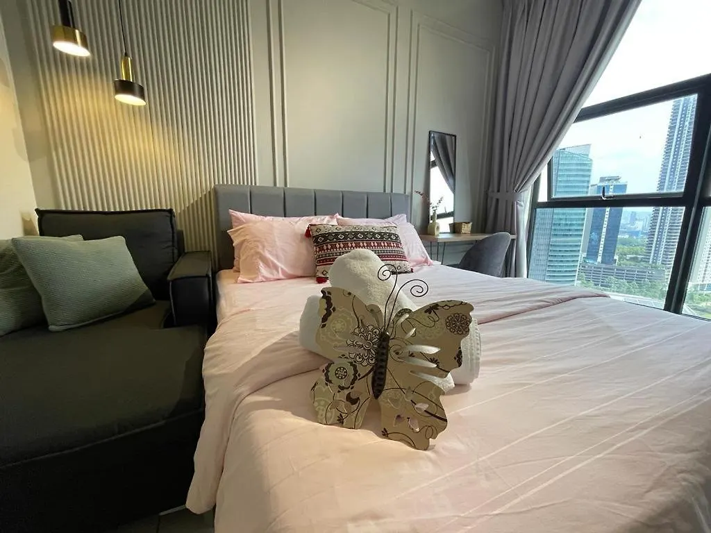 Ferienwohnung Anggun Arte Mont Kiara Kuala Lumpur Apartment